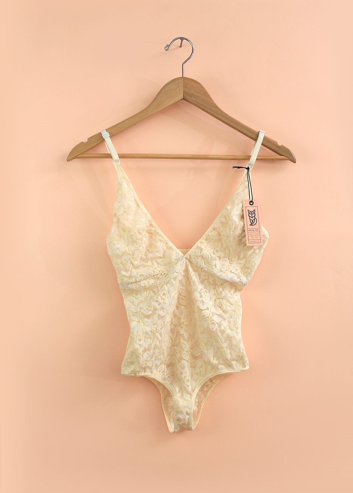 服装品牌形象设计