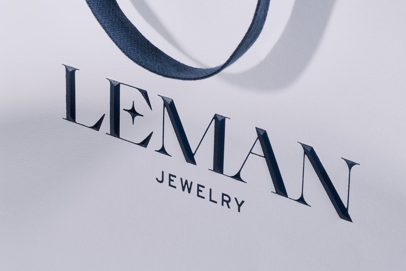 Leman 高级珠宝时装VI设计—— 传统品牌战略升级，珠宝品牌设计，品牌战略升级，深圳VI设计，左右格局